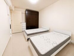 Blk 206 Jurong East View (Jurong East), HDB 3 Rooms #569392751